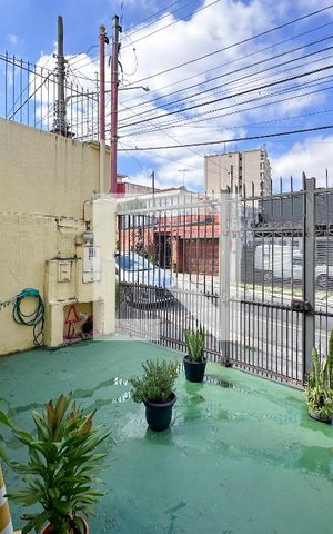 Casa à venda com 225m², 3 quartos e 2 vagasVaranda/Frente