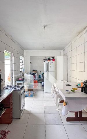 Casa à venda com 225m², 3 quartos e 2 vagasCozinha