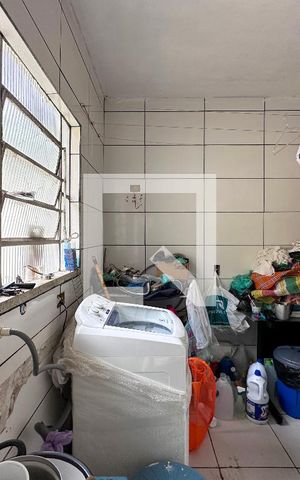 Casa à venda com 225m², 3 quartos e 2 vagasÁrea de Serviço