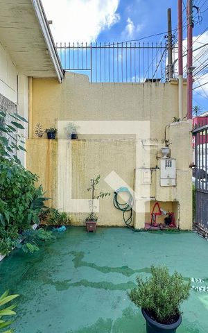 Casa à venda com 225m², 3 quartos e 2 vagasVaranda/Frente