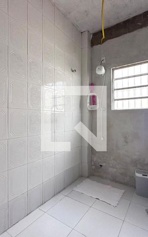 Casa à venda com 225m², 3 quartos e 2 vagasBanheiro