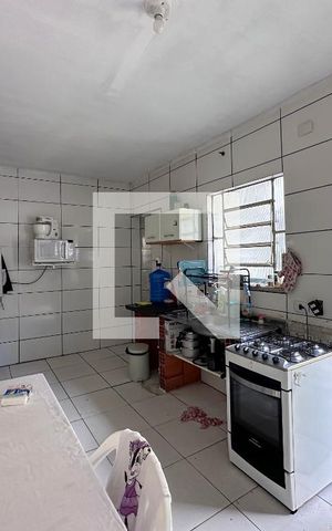 Casa à venda com 225m², 3 quartos e 2 vagasCozinha