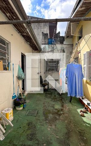 Casa à venda com 225m², 3 quartos e 2 vagasQuintal