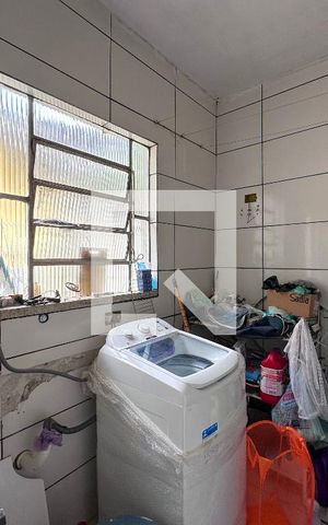 Casa à venda com 225m², 3 quartos e 2 vagasÁrea de Serviço