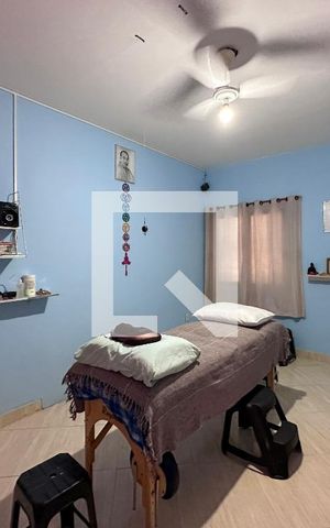 Casa à venda com 225m², 3 quartos e 2 vagasQuarto 2
