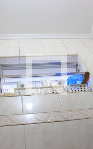 Casa à venda com 112m², 3 quartos e 3 vagasBanheiro 1
