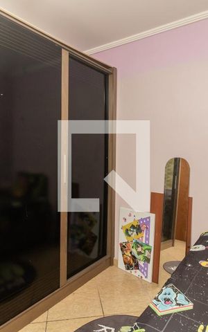 Casa à venda com 190m², 4 quartos e 2 vagas Casa à venda com 190m², 4 quartos e 2 vagasQuarto 2
