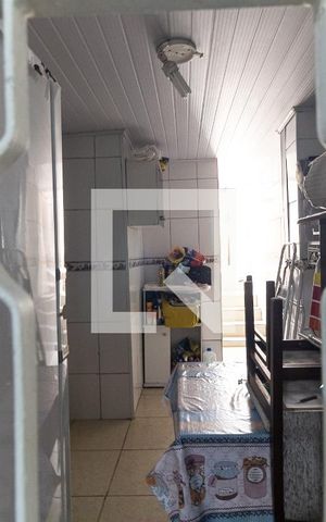 Casa à venda com 500m², 6 quartos e 21 vagas Casa à venda com 500m², 6 quartos e 21 vagasVista do Quarto 2 da Casa 1