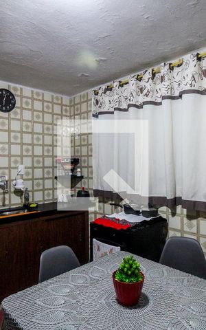 Casa para alugar com 180m², 2 quartos e 1 vaga Casa para alugar com 180m², 2 quartos e 1 vagaCozinha