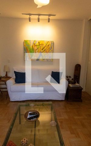Apartamento à venda com 130m², 3 quartos e 1 vaga Apartamento à venda com 130m², 3 quartos e 1 vagaSala de TV