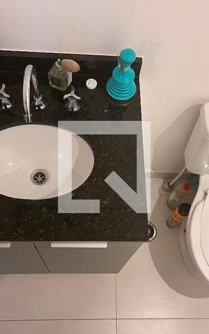Apartamento para alugar com 18m², 1 quarto e sem vagaBanheiro