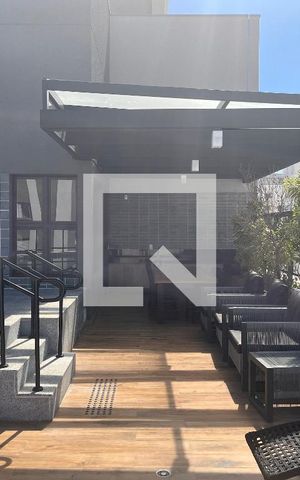 Apartamento para alugar com 18m², 1 quarto e sem vagaÁrea comum - Piscina