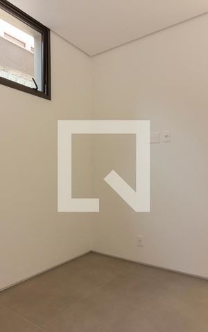 Casa à venda com 518m², 6 quartos e sem vagaQuarto de Serviço