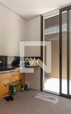 Casa à venda com 518m², 6 quartos e sem vagaÁrea de Serviço