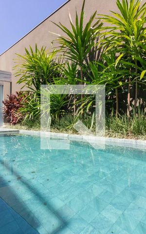 Casa à venda com 518m², 6 quartos e sem vagaPiscina