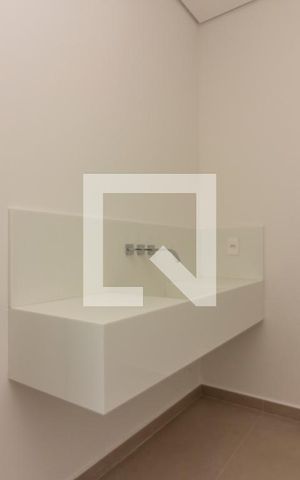 Casa à venda com 518m², 6 quartos e sem vagaBanheiro da Suíte 2