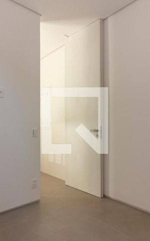 Casa à venda com 518m², 6 quartos e sem vagaQuarto de Serviço