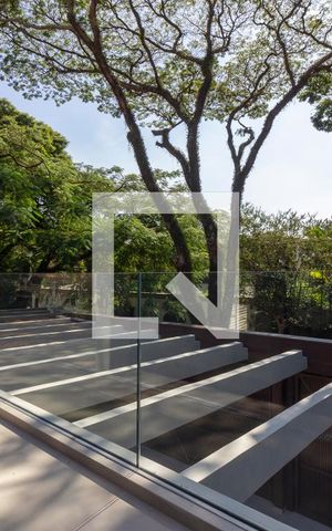 Casa à venda com 518m², 6 quartos e sem vagaVaranda