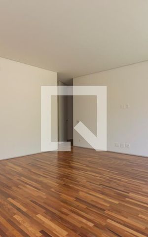 Casa à venda com 518m², 6 quartos e sem vagaSuíte 4