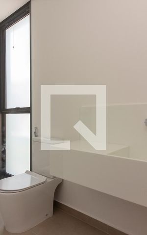 Casa à venda com 518m², 6 quartos e sem vagaBanheiro da Suíte 2