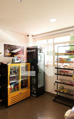 Apartamento à venda com 64m², 3 quartos e 1 vagaMercadinho