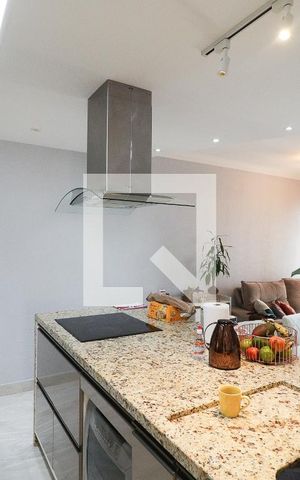 Apartamento à venda com 64m², 3 quartos e 1 vagaCozinha e Área de Serviço