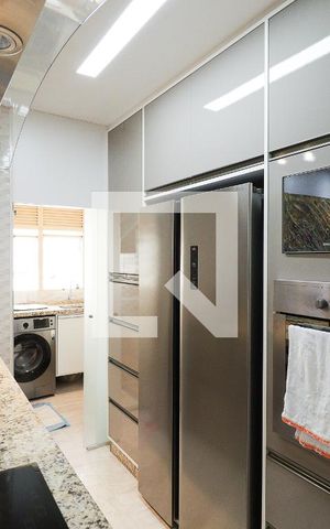 Apartamento à venda com 64m², 3 quartos e 1 vagaCozinha e Área de Serviço