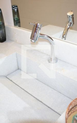 Casa de condomínio à venda com 70m², 2 quartos e sem vagaBanheiro