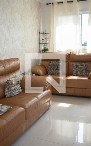 Casa de condomínio à venda com 70m², 2 quartos e sem vagaSala