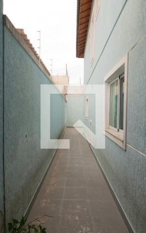 Casa à venda com 200m², 3 quartos e sem vaga Casa à venda com 200m², 3 quartos e sem vagaQuintal