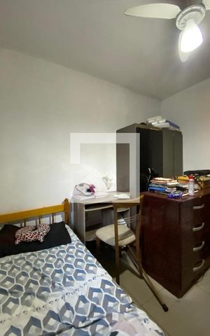 Casa à venda com 330m², 5 quartos e 4 vagas Casa à venda com 330m², 5 quartos e 4 vagasquarto 3