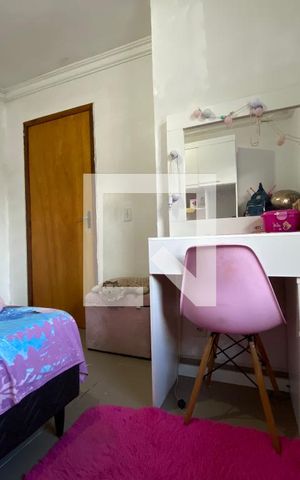Casa à venda com 330m², 5 quartos e 4 vagas Casa à venda com 330m², 5 quartos e 4 vagasquarto 1
