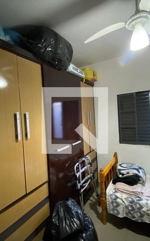 Casa à venda com 330m², 5 quartos e 4 vagas Casa à venda com 330m², 5 quartos e 4 vagasquarto 3