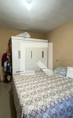 Casa à venda com 330m², 5 quartos e 4 vagas Casa à venda com 330m², 5 quartos e 4 vagasquarto 2