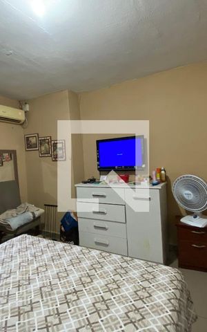 Casa à venda com 330m², 5 quartos e 4 vagas Casa à venda com 330m², 5 quartos e 4 vagasquarto 2