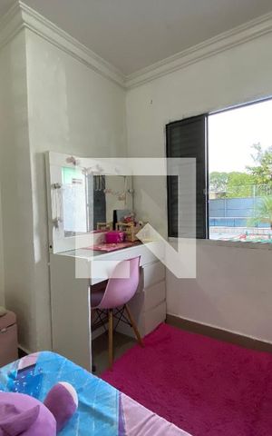 Casa à venda com 330m², 5 quartos e 4 vagas Casa à venda com 330m², 5 quartos e 4 vagasquarto 1