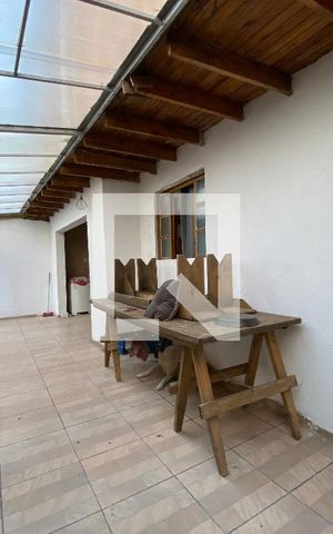 Casa à venda com 330m², 5 quartos e 4 vagas Casa à venda com 330m², 5 quartos e 4 vagasChurrasqueira