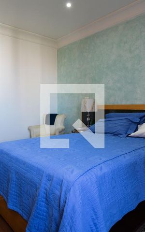 Casa à venda com 331m², 4 quartos e 4 vagasSuíte 2