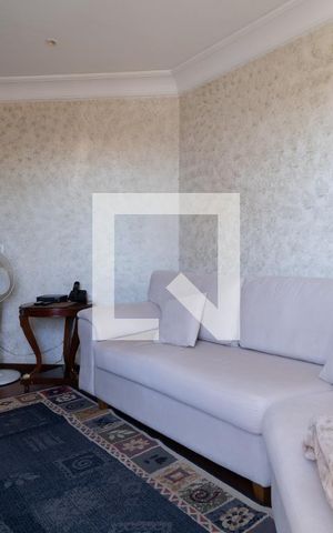 Casa à venda com 331m², 4 quartos e 4 vagasSala 2