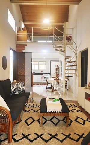 Casa à venda com 275m², 2 quartos e 3 vagasSala