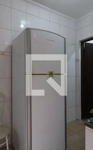 Casa à venda com 420m², 2 quartos e 20 vagasEdícula - Cozinha