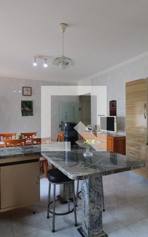 Casa à venda com 420m², 2 quartos e 20 vagasCozinha