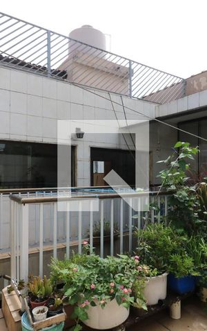 Casa à venda com 420m², 2 quartos e 20 vagasÁrea de Serviço