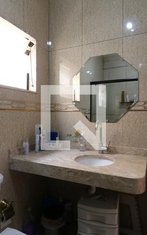 Casa à venda com 420m², 2 quartos e 20 vagasBanheiro da Suíte
