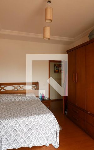 Casa à venda com 420m², 2 quartos e 20 vagasSuíte