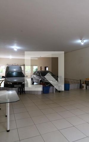 Casa à venda com 420m², 2 quartos e 20 vagasGaragem