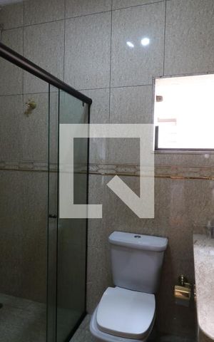 Casa à venda com 420m², 2 quartos e 20 vagasBanheiro da Suíte