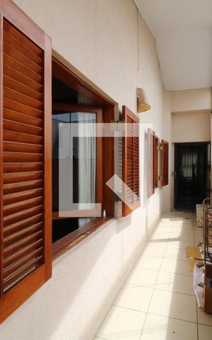 Casa à venda com 420m², 2 quartos e 20 vagasCorredor