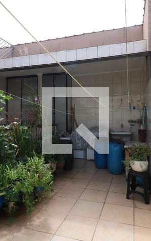 Casa à venda com 420m², 2 quartos e 20 vagasÁrea de Serviço