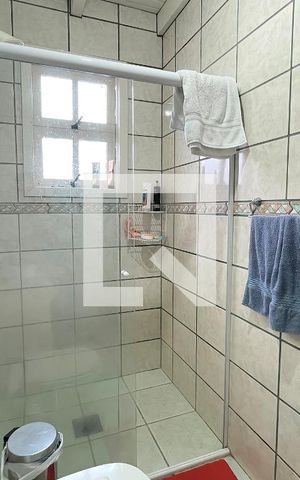 Casa à venda com 310m², 4 quartos e 5 vagas Casa à venda com 310m², 4 quartos e 5 vagasBanheiro